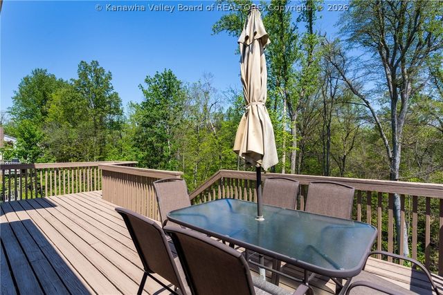 1377 Nottingham Road, Charleston, WV 25314