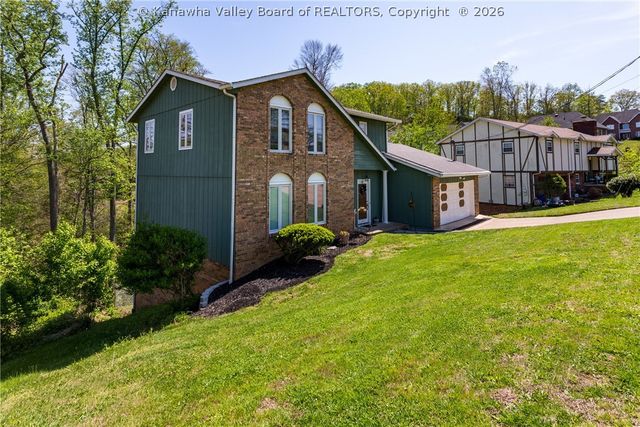 1377 Nottingham Road, Charleston, WV 25314