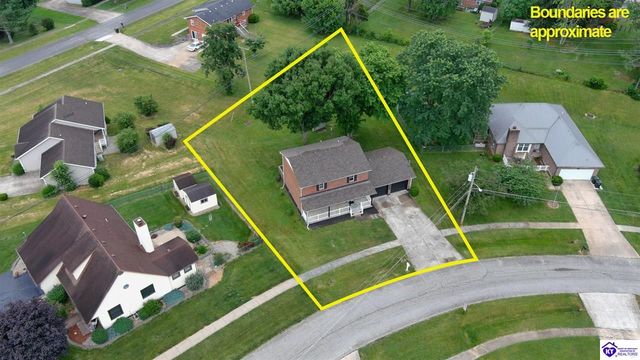 102 Kristen Court, Radcliff, KY 40160