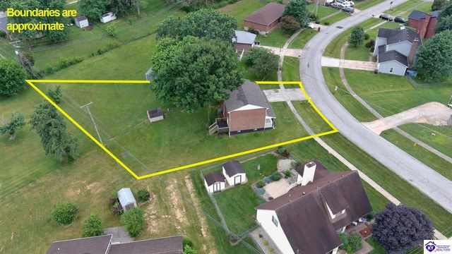 102 Kristen Court, Radcliff, KY 40160