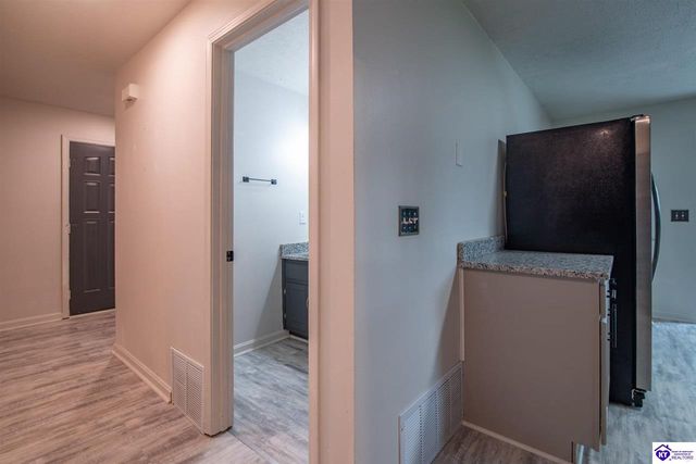 102 Kristen Court, Radcliff, KY 40160