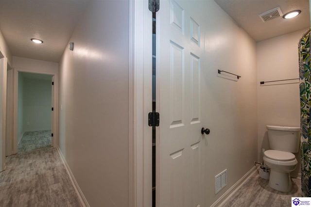 102 Kristen Court, Radcliff, KY 40160