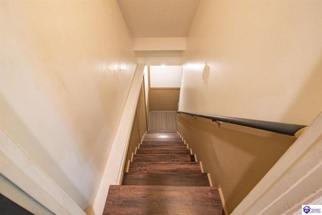 102 Kristen Court, Radcliff, KY 40160