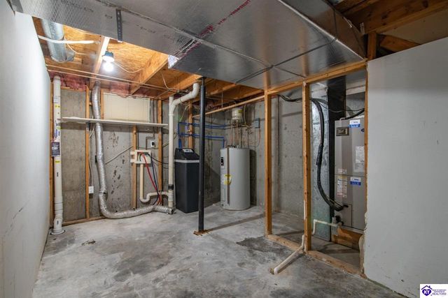102 Kristen Court, Radcliff, KY 40160