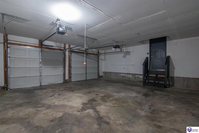 102 Kristen Court, Radcliff, KY 40160