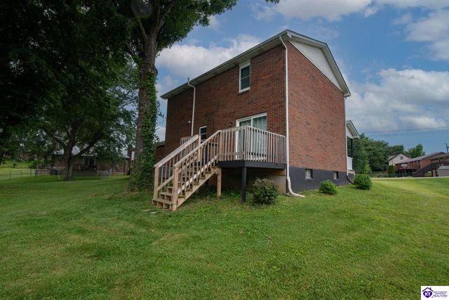 102 Kristen Court, Radcliff, KY 40160