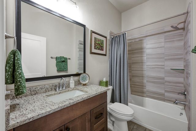 111 Yellow Perch Way, Conroe, TX 77318