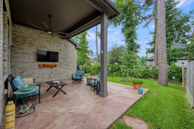 111 Yellow Perch Way, Conroe, TX 77318