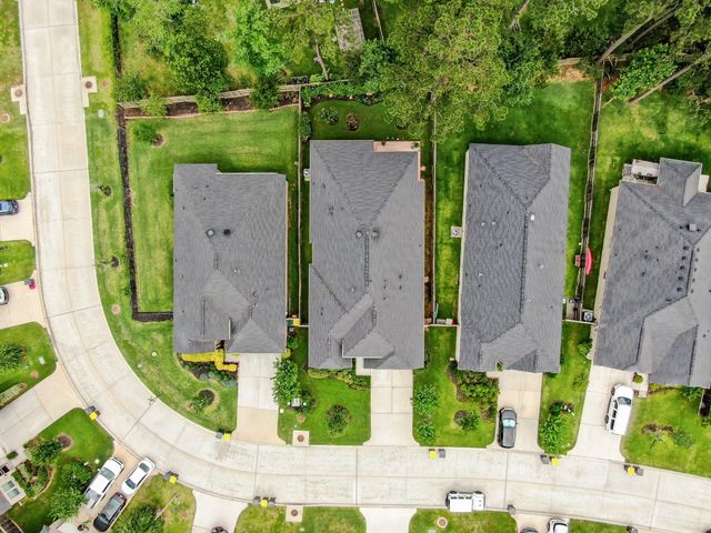 111 Yellow Perch Way, Conroe, TX 77318