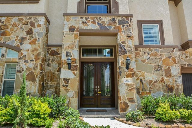 15907 Court Street, Sugar Land, TX 77478