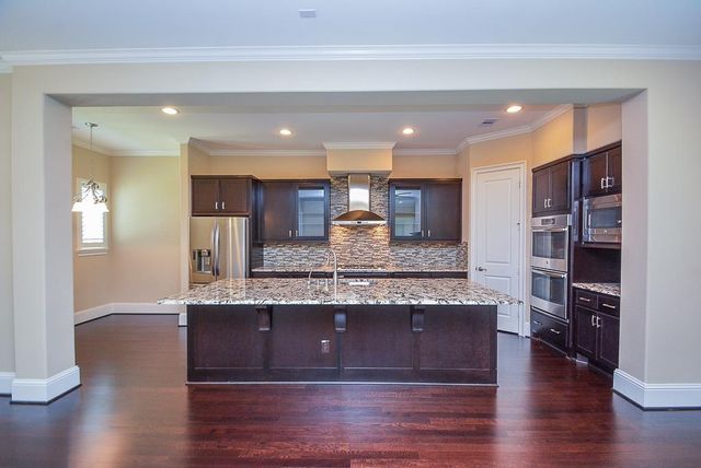 15907 Court Street, Sugar Land, TX 77478