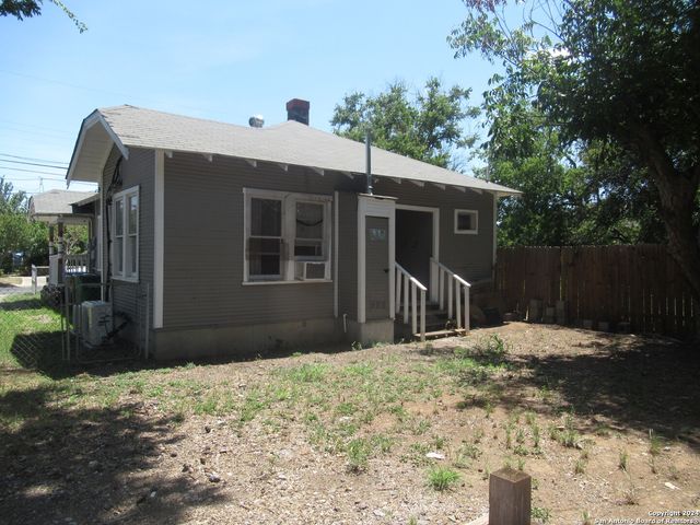 1719 HAYS ST, San Antonio, TX 78202