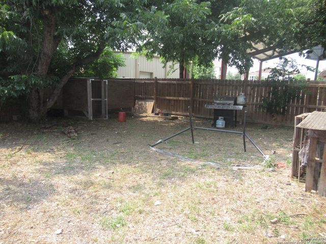 1719 HAYS ST, San Antonio, TX 78202