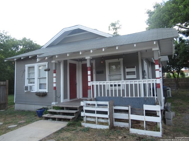 1719 HAYS ST, San Antonio, TX 78202