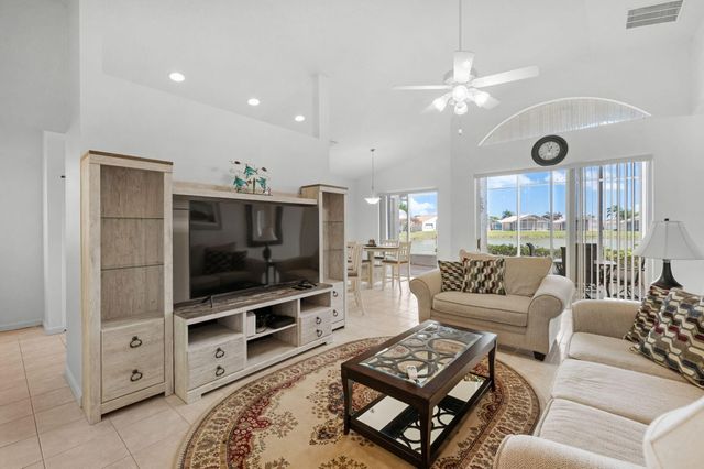 364 NW Sunview Way, Port St. Lucie, Port St Lucie, FL 34986