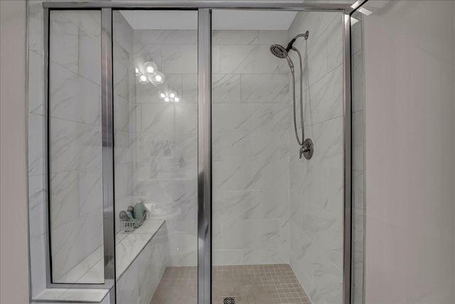 2165 Wiltshire Drive, Ypsilanti, MI 48198