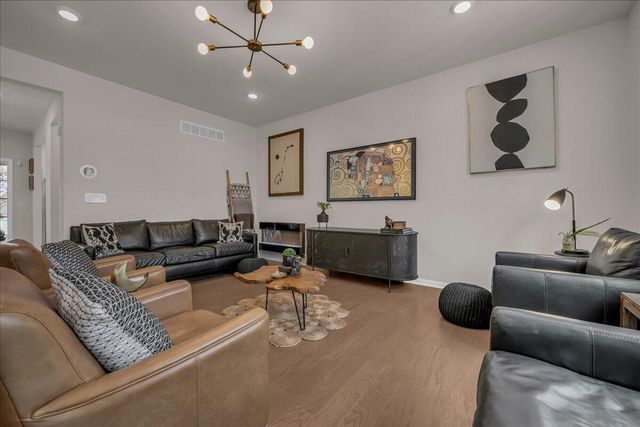 2165 Wiltshire Drive, Ypsilanti, MI 48198