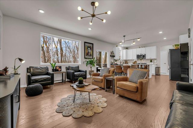 2165 Wiltshire Drive, Ypsilanti, MI 48198