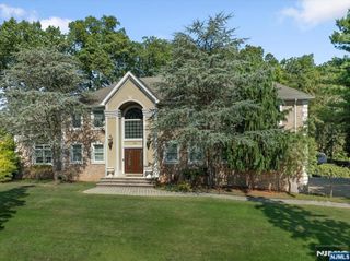 192 White, Old Tappan, NJ 07675