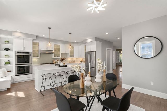 1935 Commonwealth Ave 1935, Newton, MA 02466