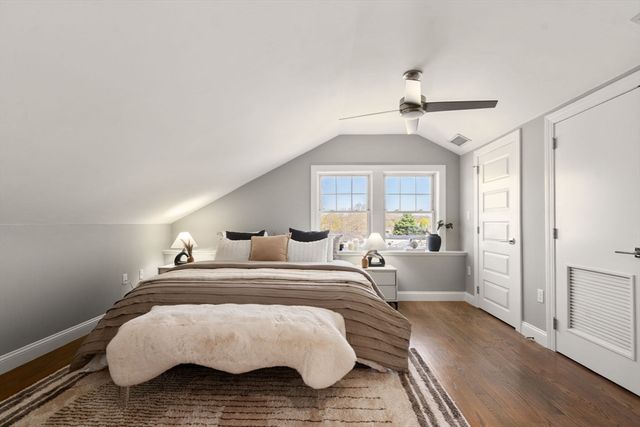 1935 Commonwealth Ave 1935, Newton, MA 02466