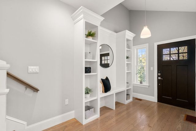 1935 Commonwealth Ave 1935, Newton, MA 02466