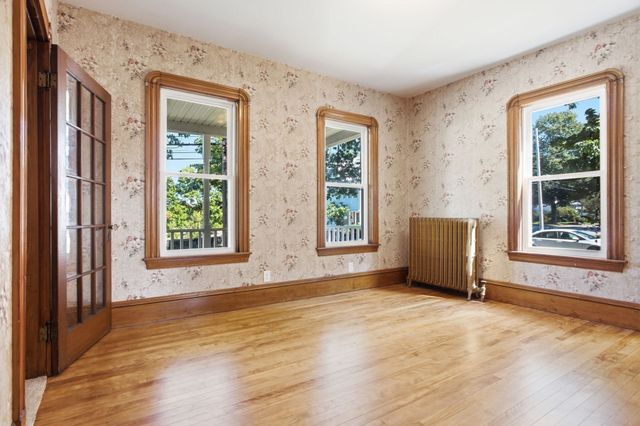 38 Highland St, Reading, MA 01867