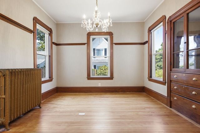 38 Highland St, Reading, MA 01867