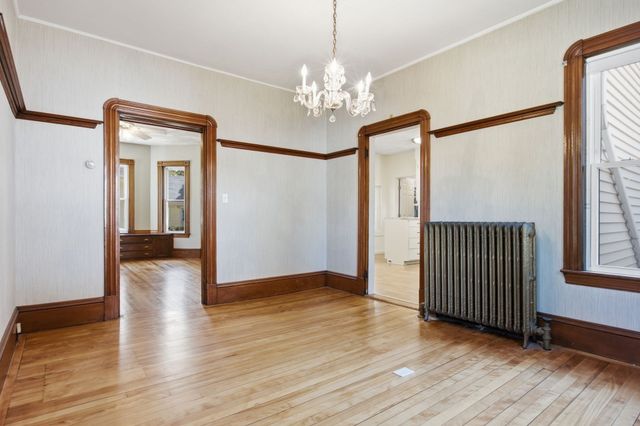 38 Highland St, Reading, MA 01867