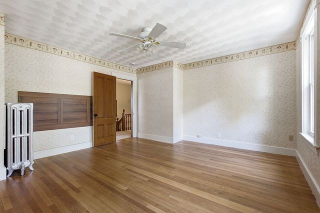 38 Highland St, Reading, MA 01867