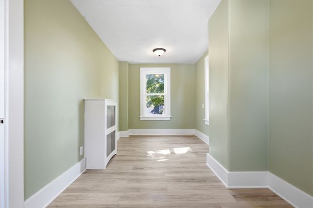 38 Highland St, Reading, MA 01867
