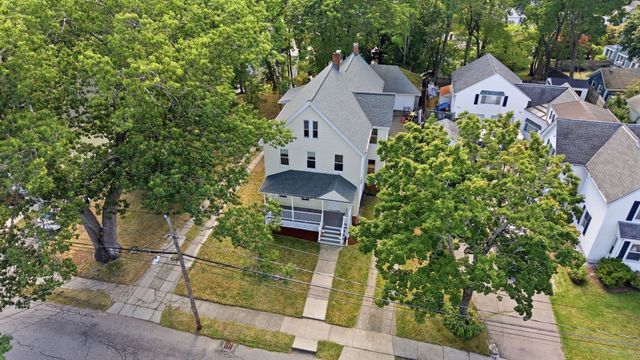38 Highland St, Reading, MA 01867