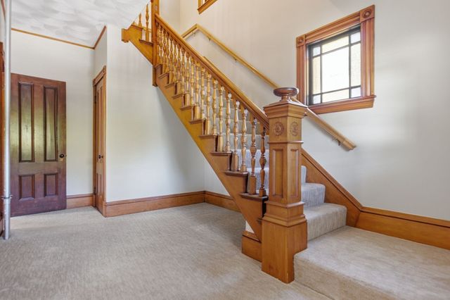 38 Highland St, Reading, MA 01867