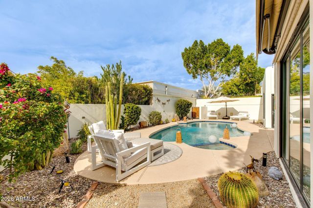 2737 E ARIZONA BILTMORE Circle 29, Phoenix, AZ 85016