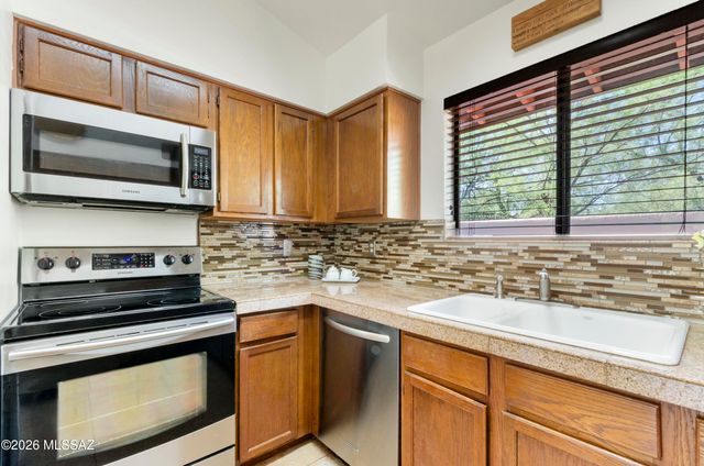 3212 E Terra Alta Boulevard, Tucson, AZ 85716