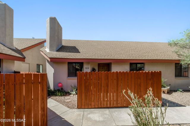 3212 E Terra Alta Boulevard, Tucson, AZ 85716