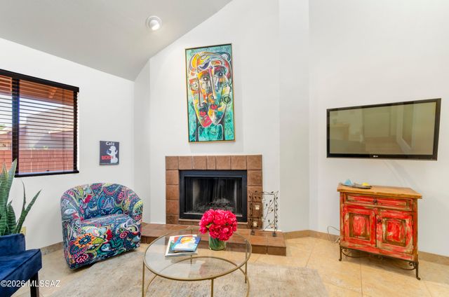 3212 E Terra Alta Boulevard, Tucson, AZ 85716