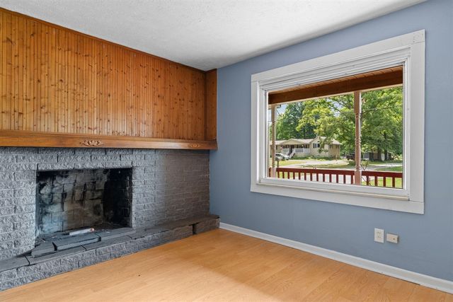 20061 Wilmot Road, Belleville, MI 48111