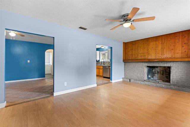 20061 Wilmot Road, Belleville, MI 48111
