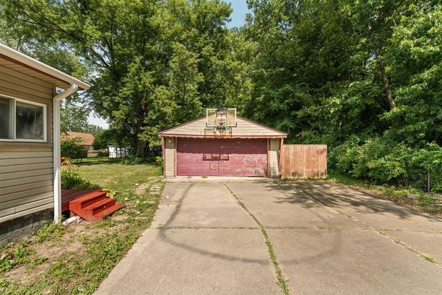 20061 Wilmot Road, Belleville, MI 48111