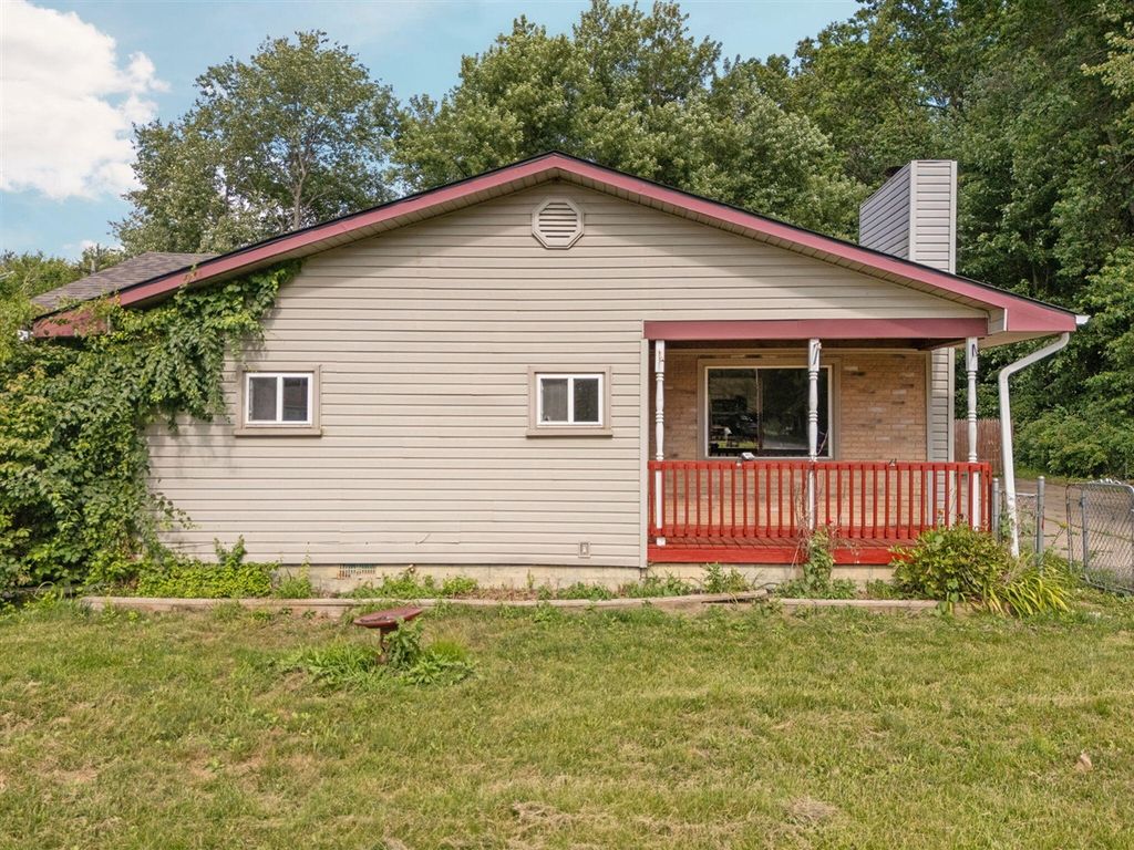20061 Wilmot Road, Belleville, MI 48111
