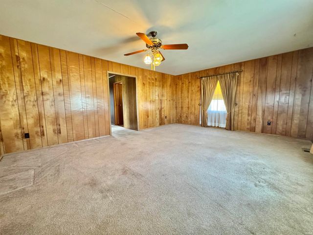 349 NW I Street, Linton, IN 47441