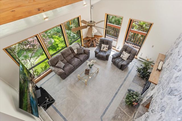 905 OAKRIDGE DR, Farmington, UT 84025