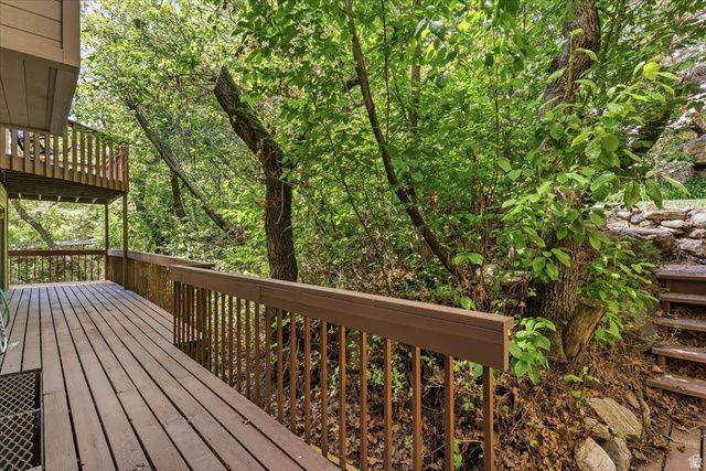 905 OAKRIDGE DR, Farmington, UT 84025