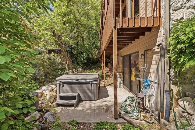 905 OAKRIDGE DR, Farmington, UT 84025