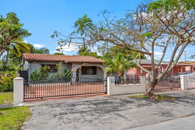 766 W 36th St, Hialeah, FL 33012