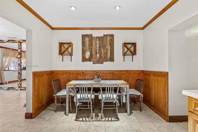 766 W 36th St, Hialeah, FL 33012