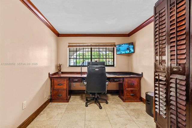 766 W 36th St, Hialeah, FL 33012