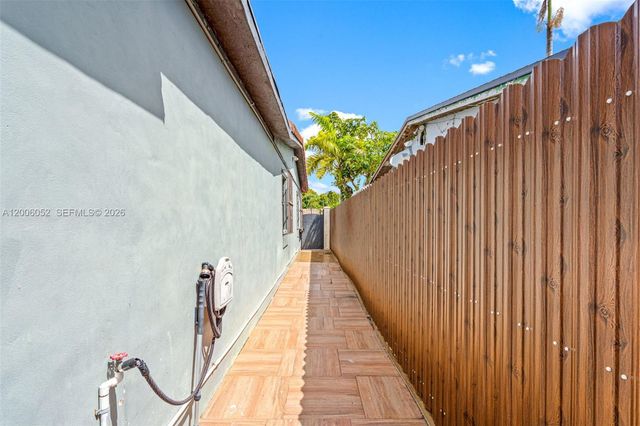 766 W 36th St, Hialeah, FL 33012