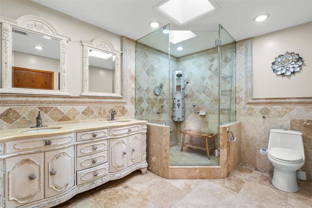 766 W 36th St, Hialeah, FL 33012